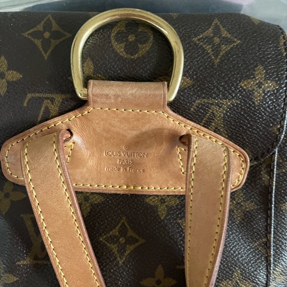 LOUIS VUITTON BACKPACK - Picture 4 of 11